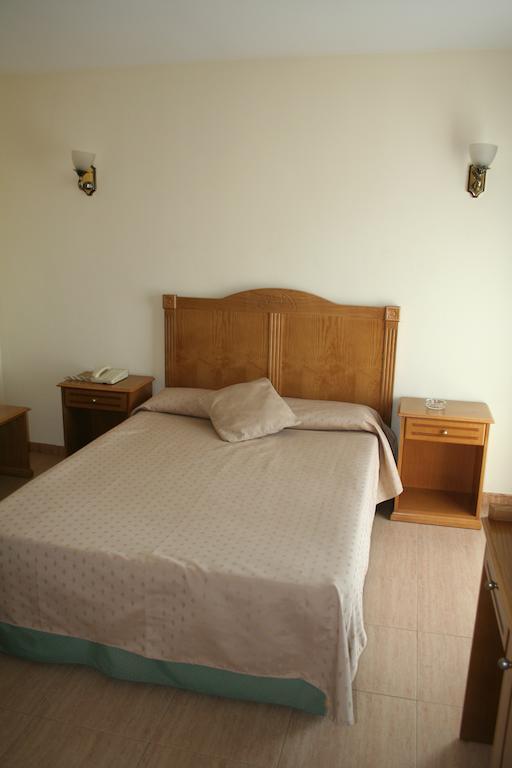 Hotel Austria 76 Sagunto Camera foto